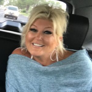 Meet your Posher, Staci